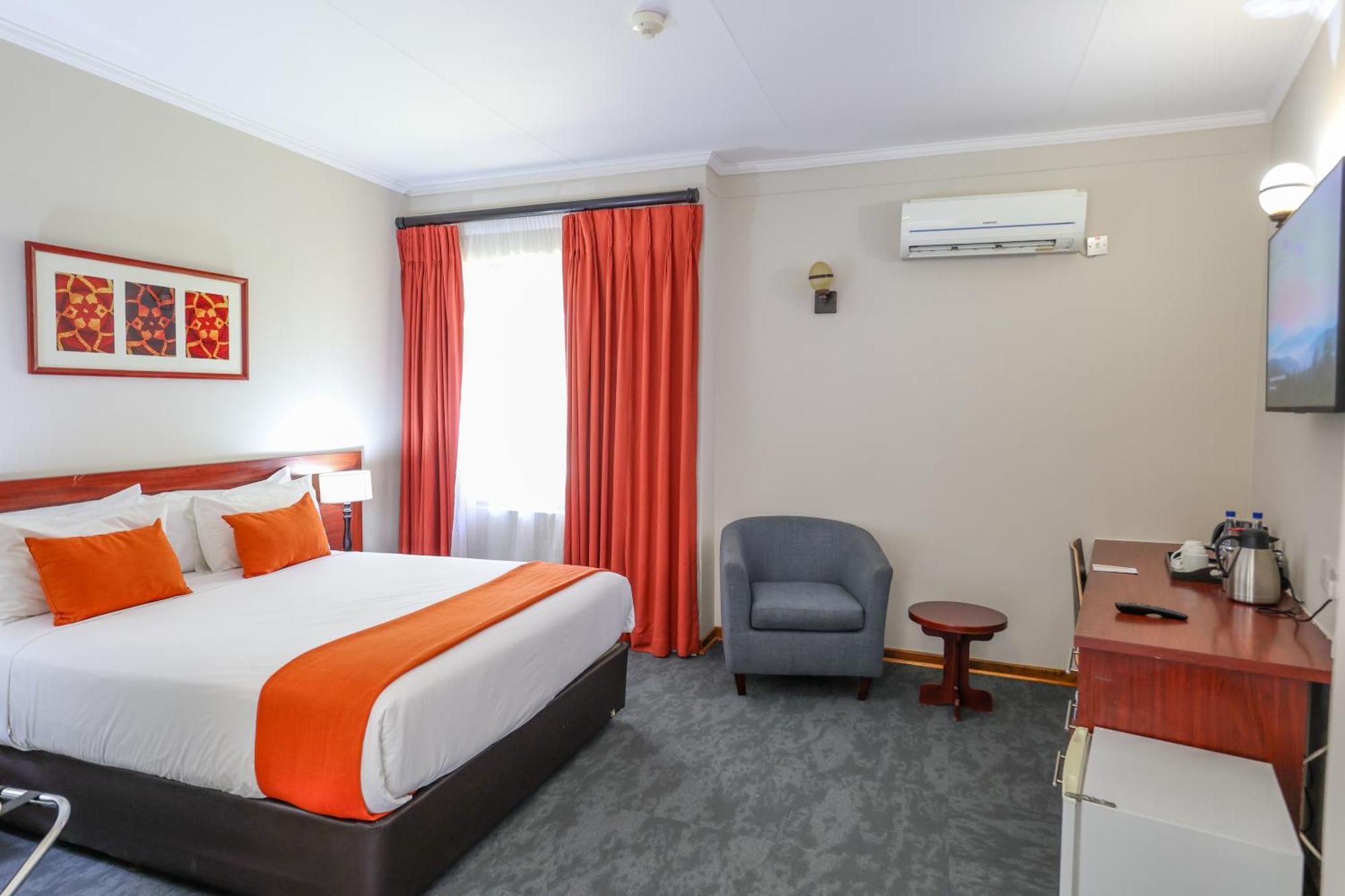 Cresta Botsalo Hotel Palapye Ruang foto