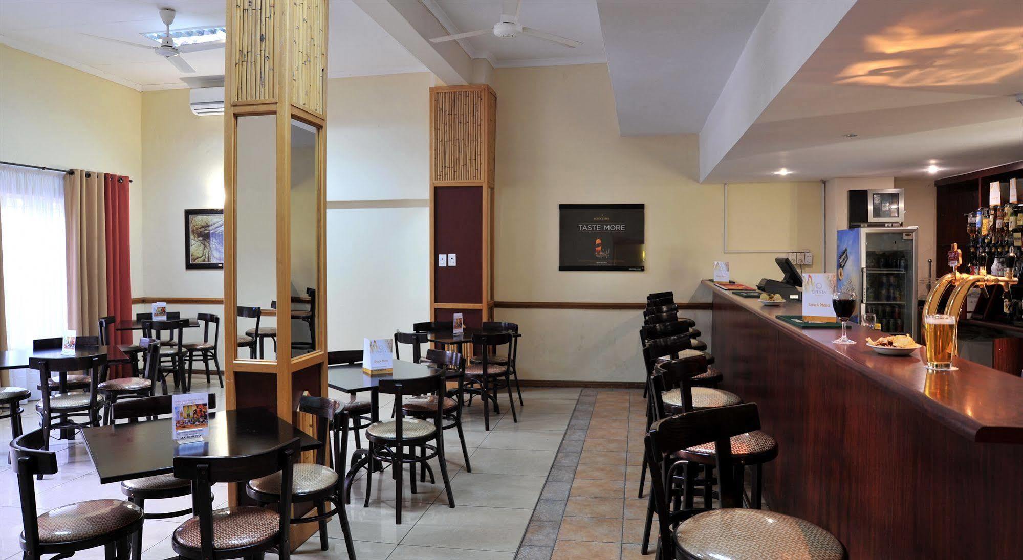 Cresta Botsalo Hotel Palapye Bagian luar foto